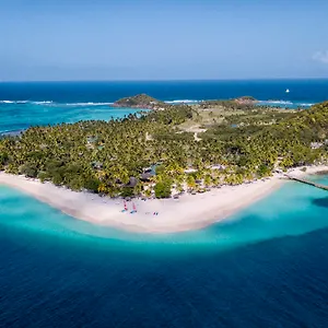 & Resort Palm Island