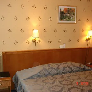 Otel Znannya
